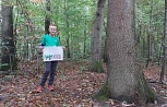Lenny Kraut sammelt Spenden für die Aufforstung des Karbener Walds